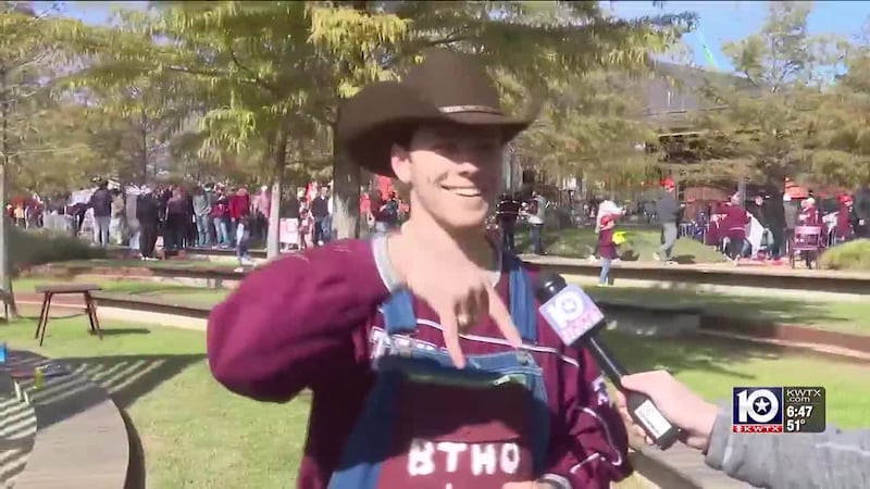 Fans react ahead of Texas A&M and Texas Longhorns game after 13-year hiatus