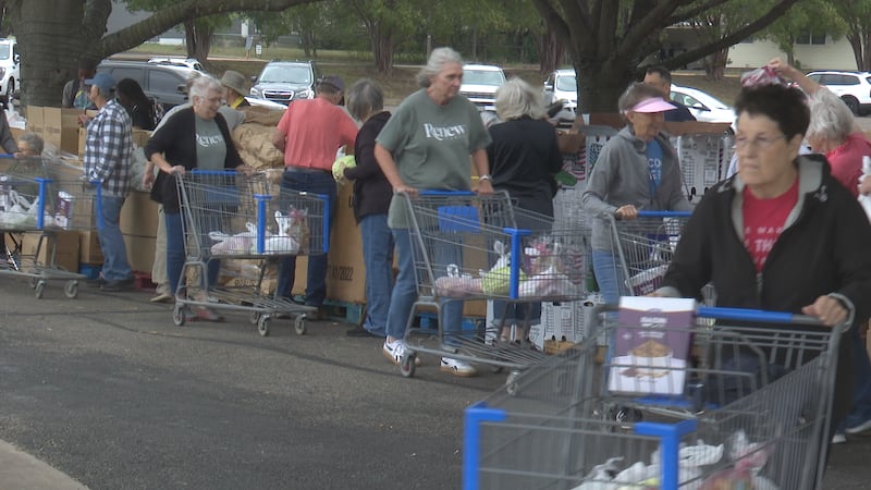 Texas food pantries prepare for surge as SNAP benefits end