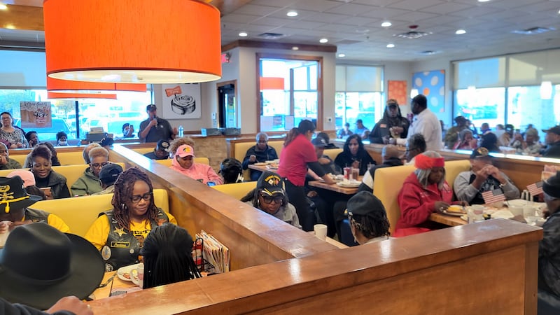 ‘I’ll be back next year’:Veterans pack Jimmy’s Egg in Killeen for annual Veterans Day breakfast