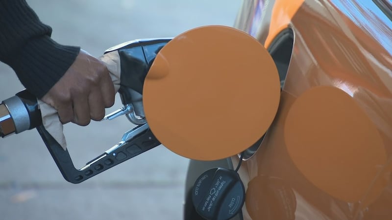 As October comes to a close, Texas drivers are ending the month with slightly lower gas prices...