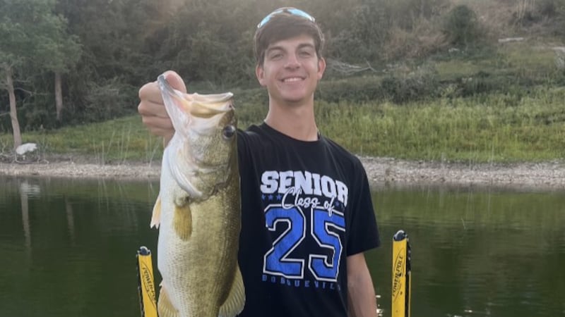 Classroom Champions: Bosqueville's Bobby Moore