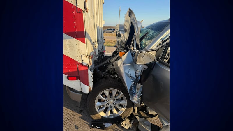 Driver extracted from Interstate 35 crash, citations issued to passing motorists
